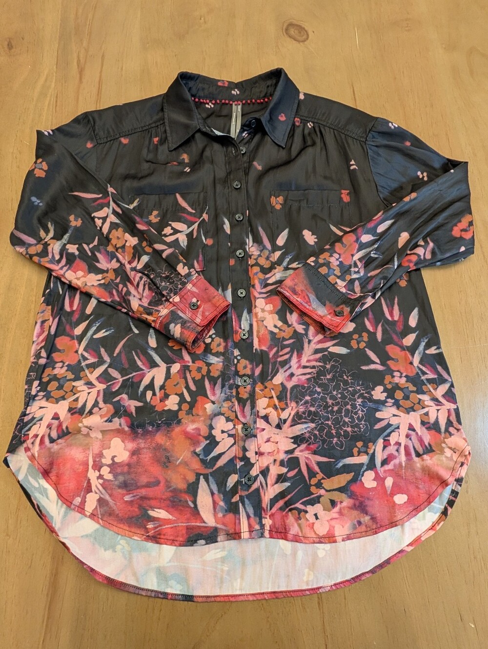 by Anthropologie Floral Satin Button Up Blouse Black Pink & Red Print Size S